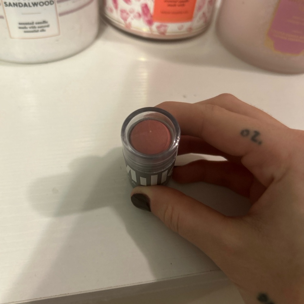 Milk stick blush